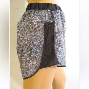 Lululemon Black & Gray Patterned Boxer Shorts - Limited Ed.